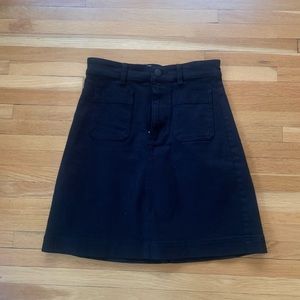 Everlane mini skirt